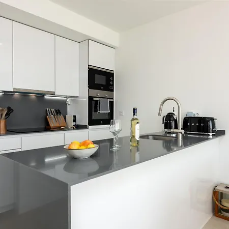 Apartment Pure South Ii 2447